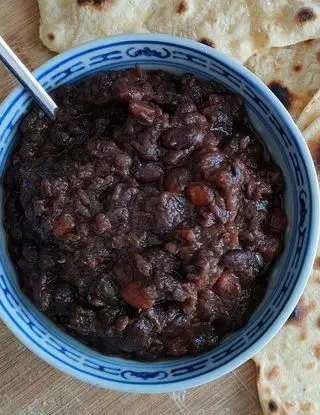 Ricetta Chilli di fagioli neri con piadine di mais di cookingalis