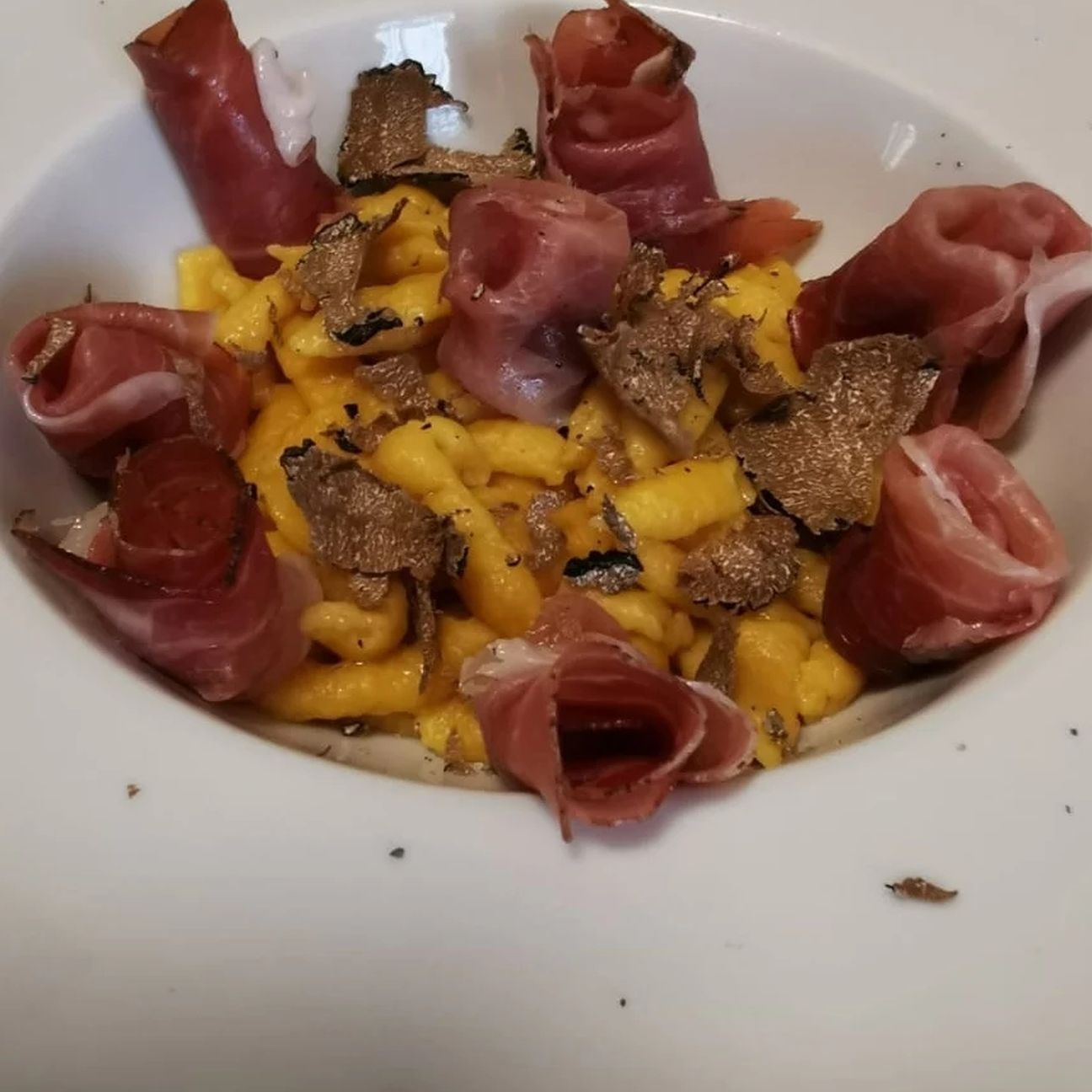 Spatzle alla zucca con speck e tartufo