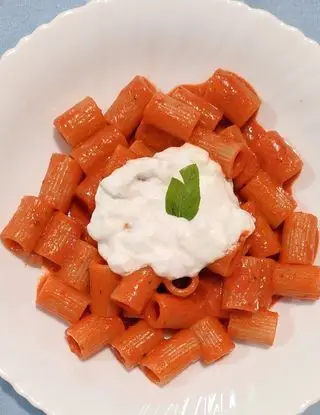 Ricetta Pasta al pomodoro di vanogliofabrizio