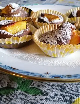 Ricetta Tortini di pesche e cioccolato di incucinaconPol
