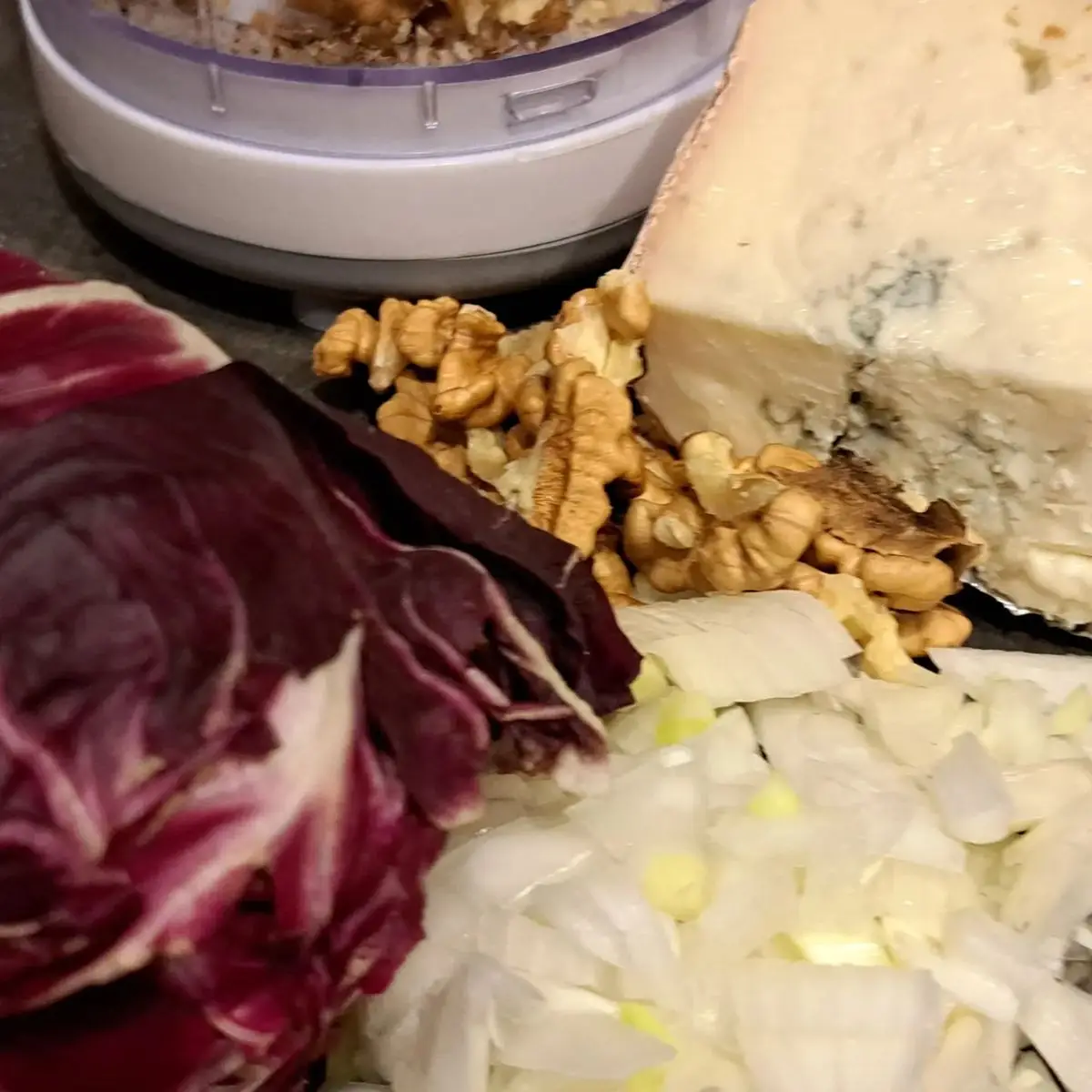 Ricetta Tortiglioni radicchio gorgonzola e noci di antonietta90