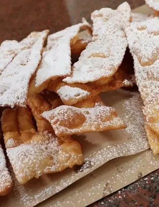 Ricetta Chiacchiere (frappe, bugie di carnevale) di manufood