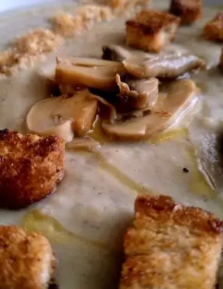 Ricetta VELLUTATA DI FUNGHI E PATATE di deliziosatradizione