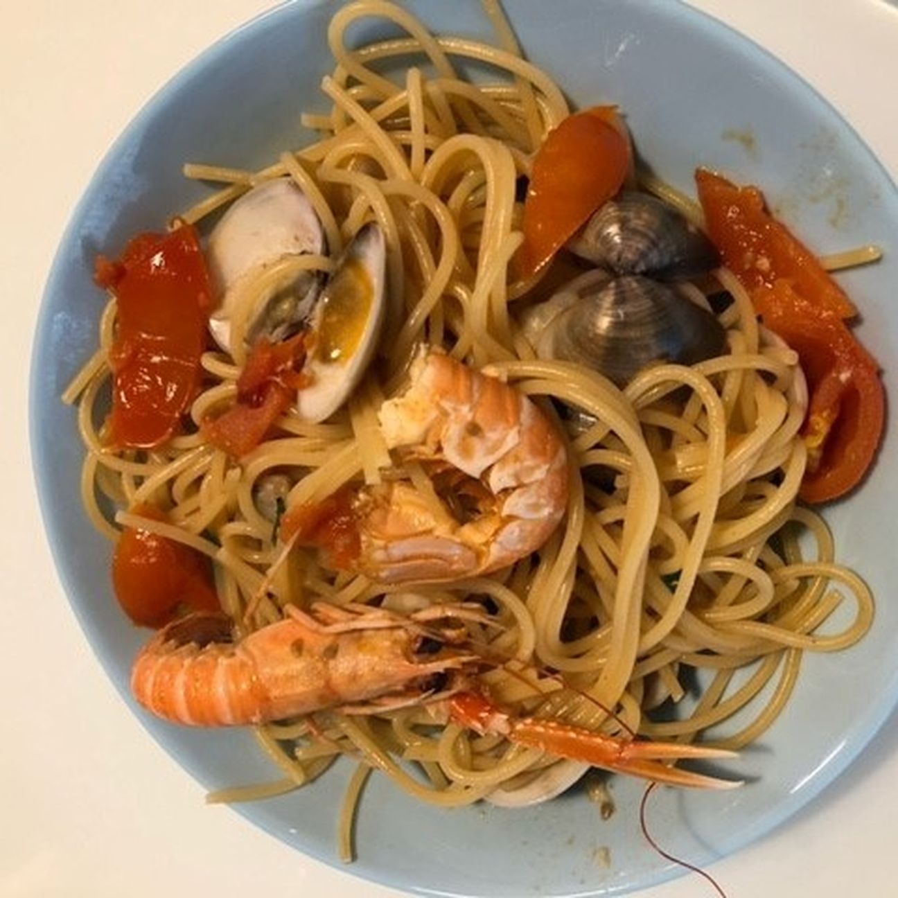 Spaghetti vongole e scampi
