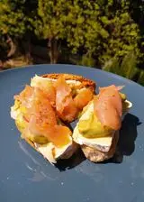 Ricetta Crostini integrali al salmone🌱