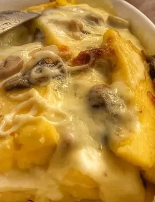 Ricetta Polenta con funghi, salsiccia e provola affumicata di maccaro_paraosteria