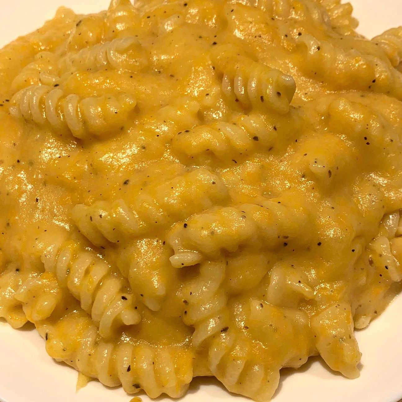 Fusilli crema di zucca,patate e provolone del monaco.