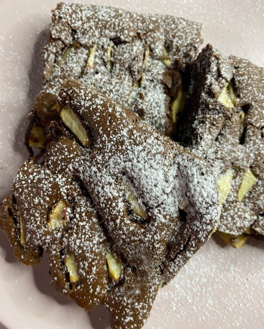 Tenerina al cioccolato con le mele