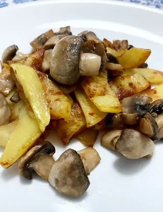 Ricetta Funghi e patate 😉 di lorenza76