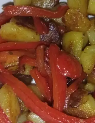 Ricetta Peperoni e patate saltate in padella di Che_mangiamo_oggi