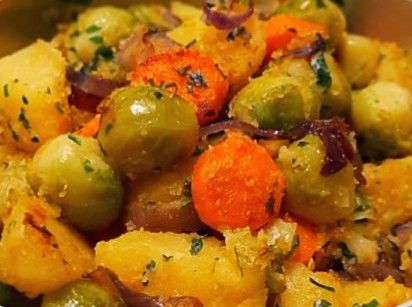 Patate carote e cavoletti di Bruxelles