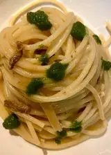 Ricetta Spaghetti burro, alici e crema di rughetta