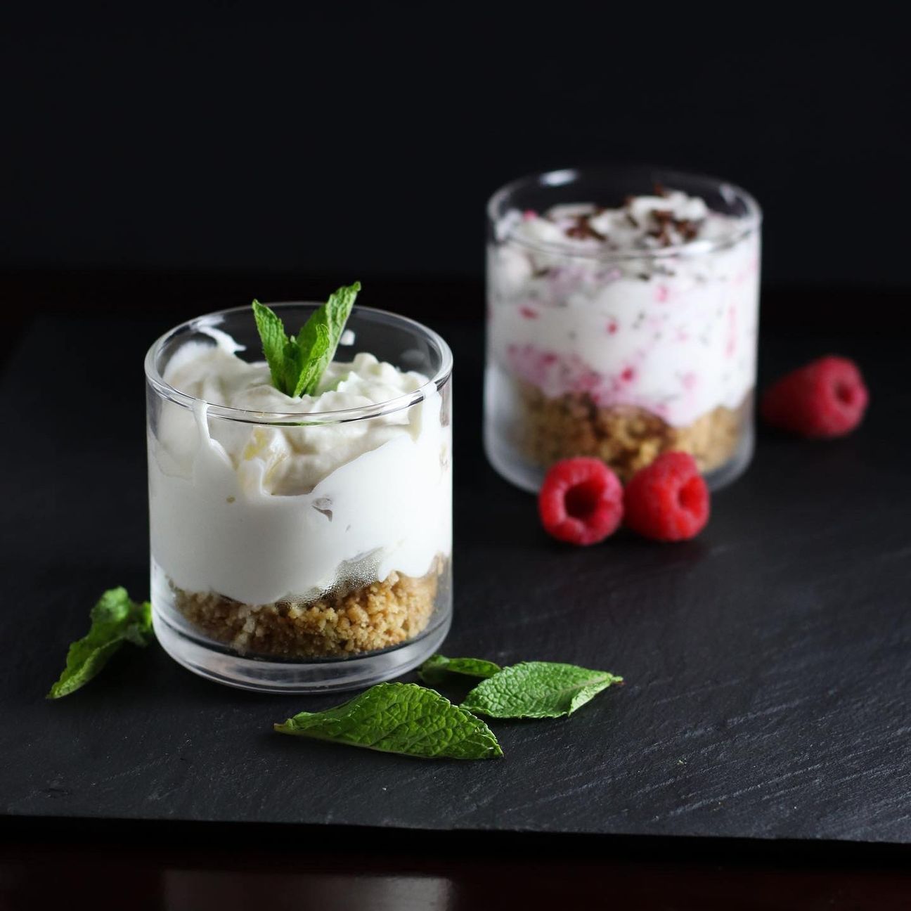 Bicchierini ricotta e pere con crumble