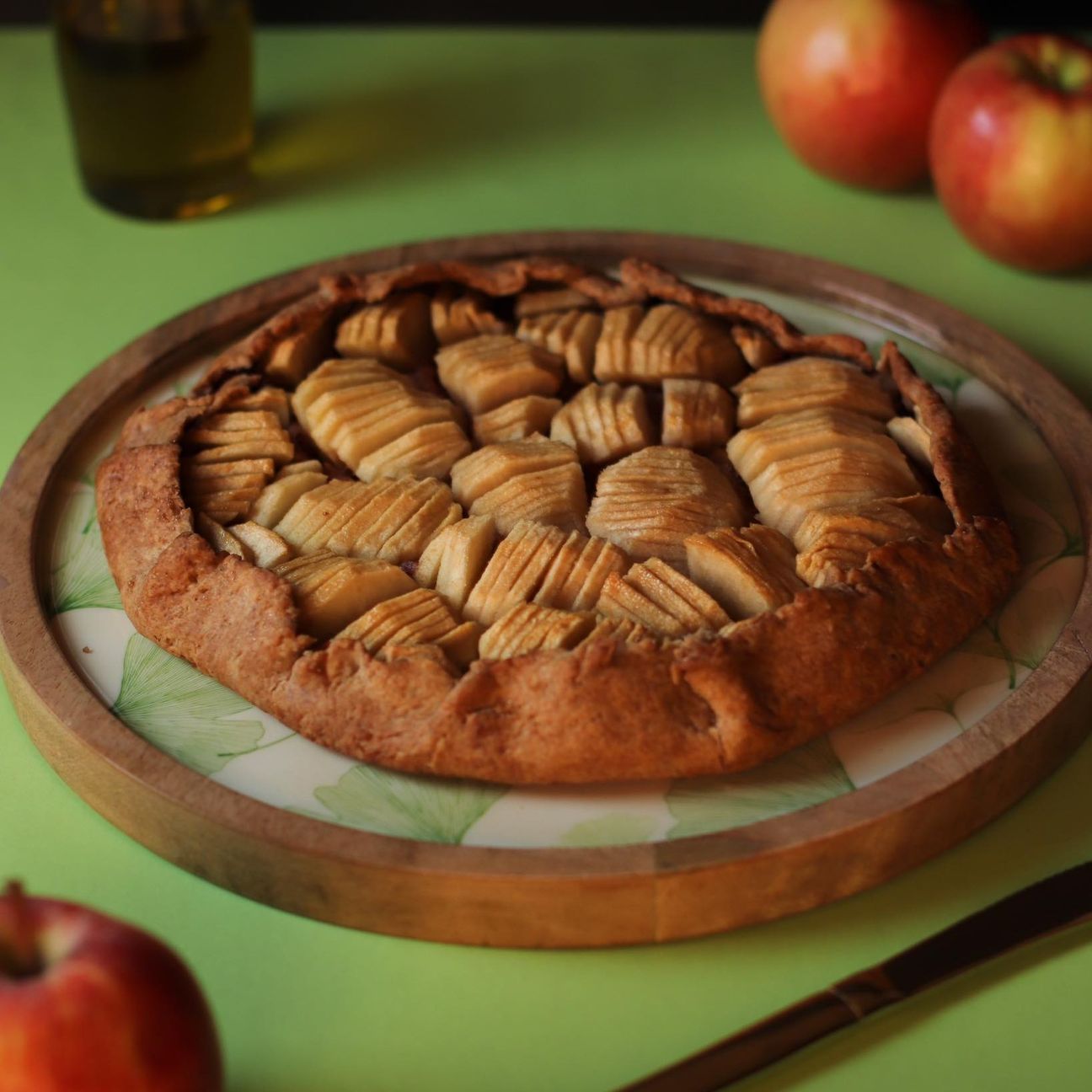 Galette con marmellata di datteri e mele