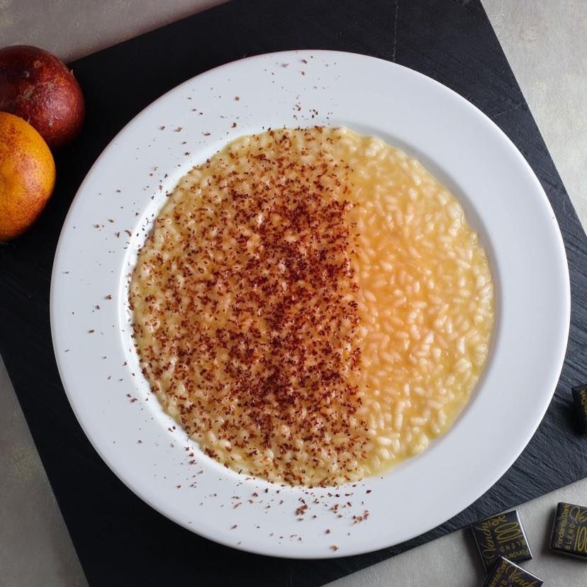 Risotto all'arancia con brandy e cioccolato fondente 100%
