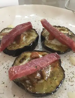 Ricetta Melanzane con funghi champignon e salame di idacol