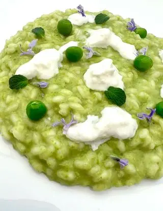 Ricetta Risotto piselli e stracciatella al profumo di menta e rosmarino di luana1