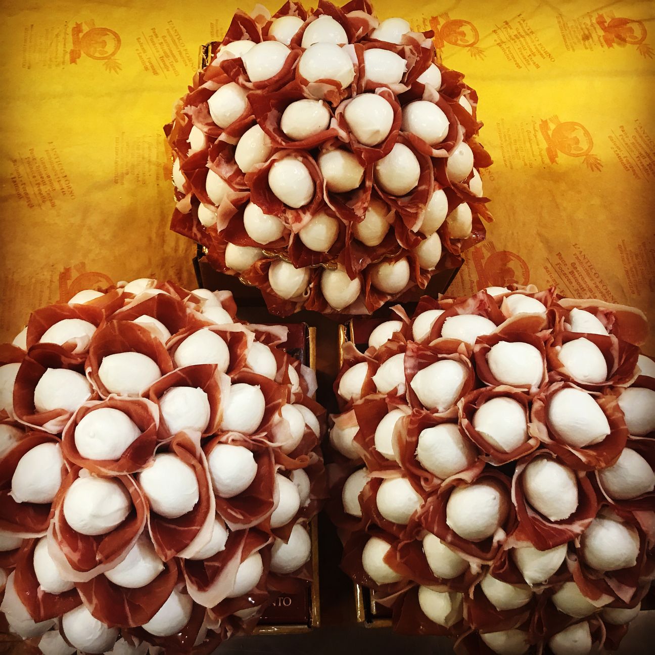 Bouquet di crudo e mozzarella