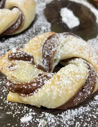 Ricetta Girelle di pasta sfoglia e nutella di mastroiacovod