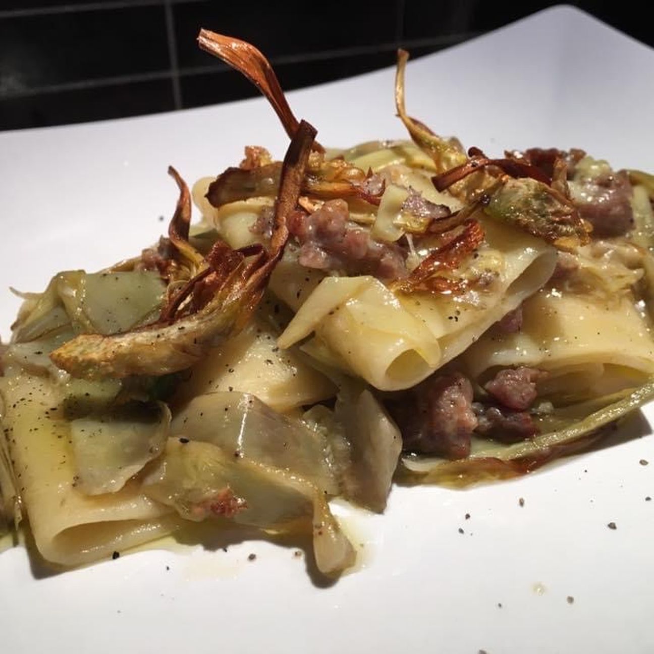 Paccheri carciofi e salsiccia