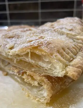 Ricetta SPICCHI DI SFOGLIA CON MELE E MARMELLATA di mastroiacovod
