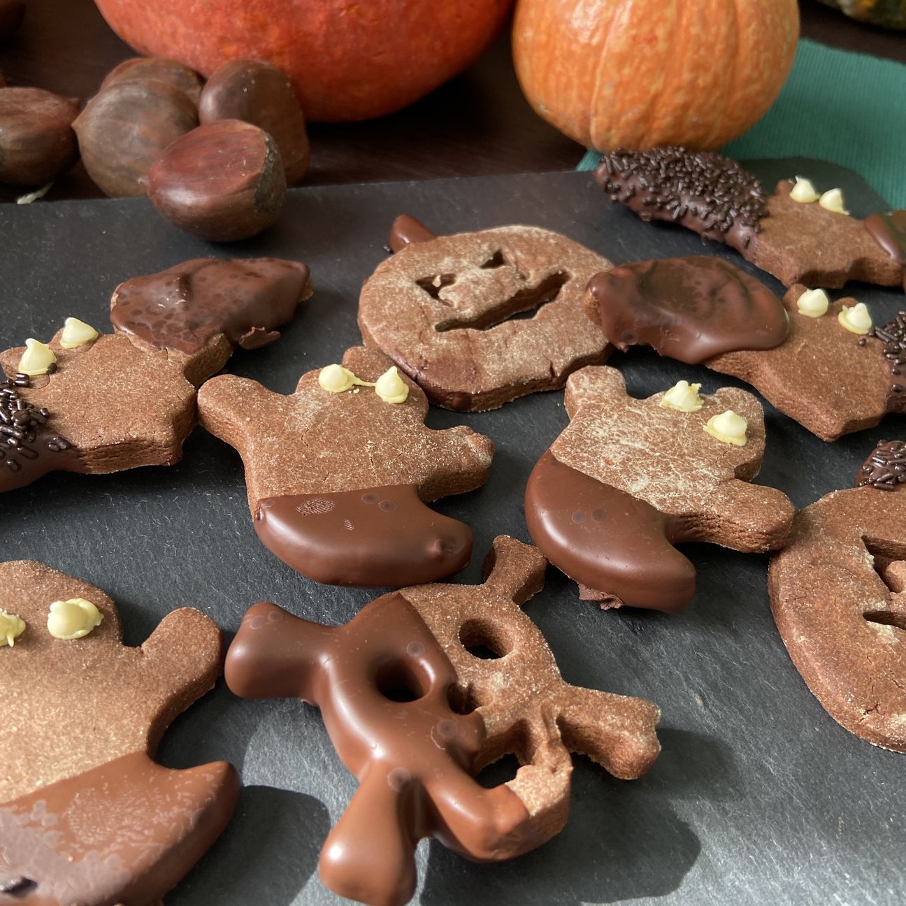 Biscotti di Halloween 👻 di frolla al caco