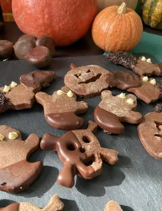 Ricetta Biscotti di Halloween 👻 di frolla al caco di mastroiacovod