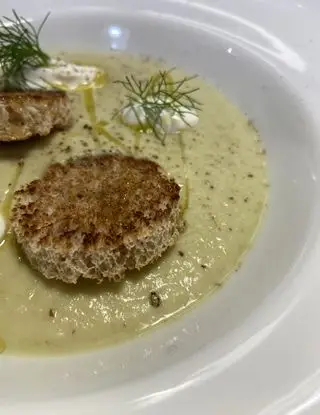 Ricetta Vellutata di broccolo romano, porro e yogurt greco di mastroiacovod