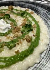 Ricetta Risotto crema di broccoli, burrata e mollica di pane ai 5 cereali croccante