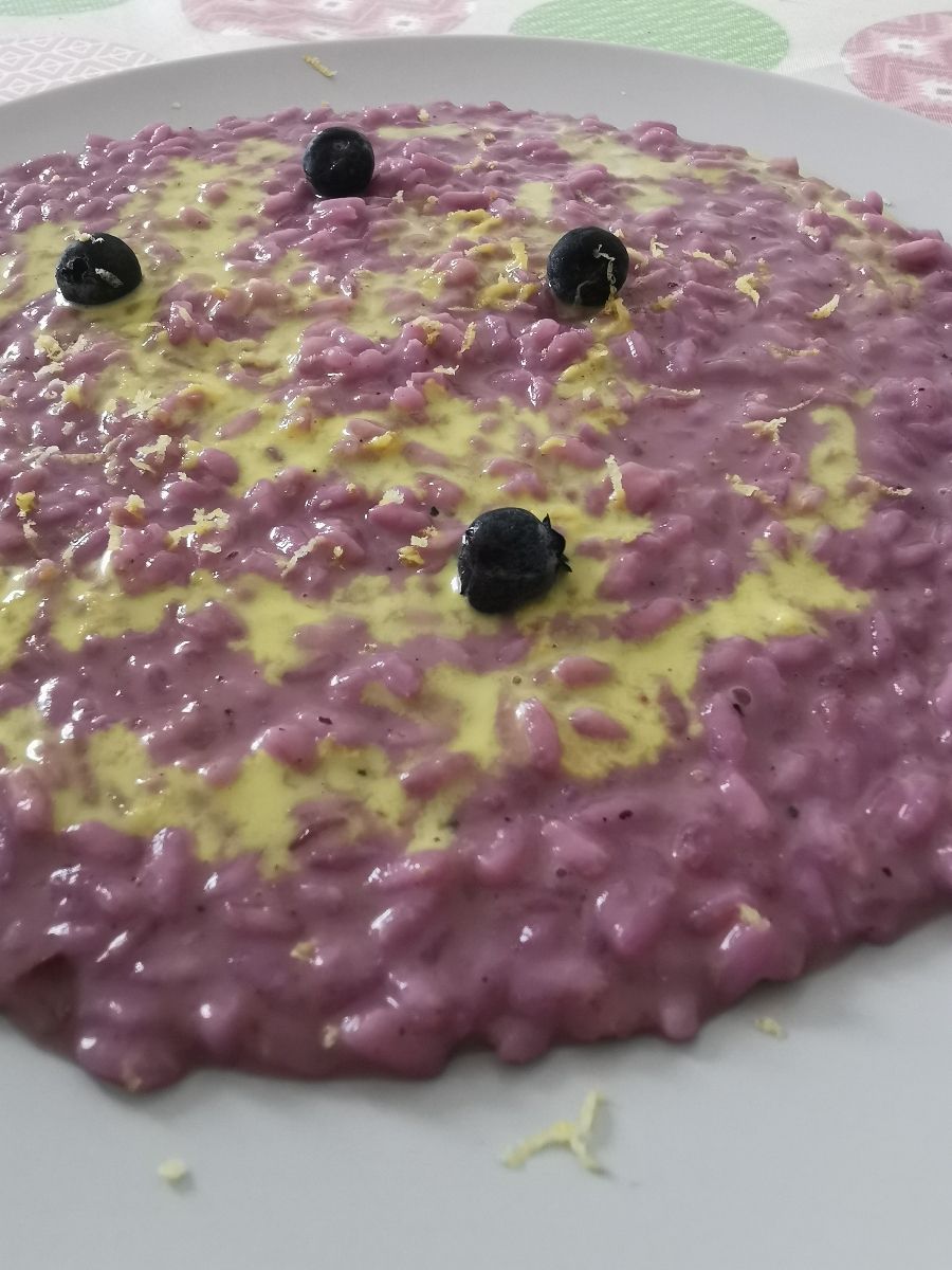 Risotto mirtilli e crema allo zafferano