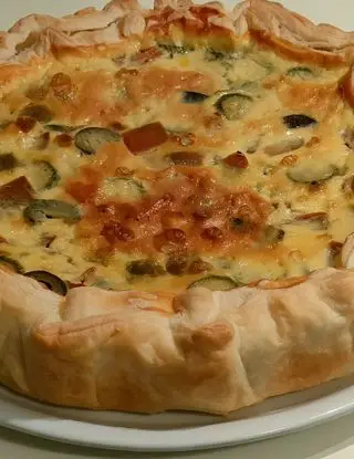 Ricetta Torta salata con verdure, prosciutto cotto e taleggio. di piero.giardina1966