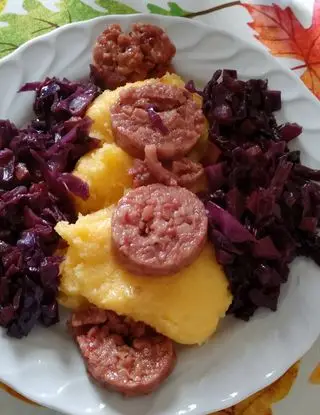 Ricetta Cotechino con polenta e crauti in agrodolce. di piero.giardina1966