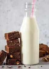 Ricetta BROWNIES CON CIOCCOLATO AL LATTE E NOCCIOLE