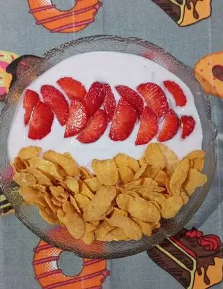Ricetta Coppa allo yogurt fragole e cornflakes di Love_food_puglia_italy