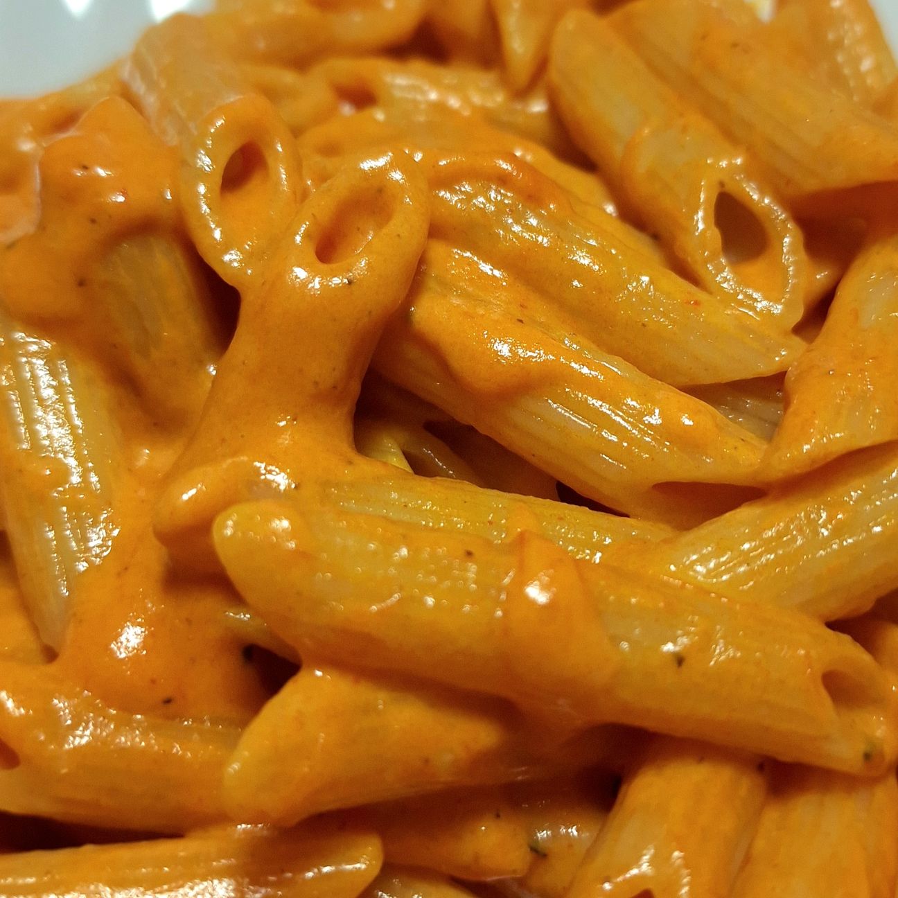 PENNE CON VELLUTATA DI PEPERONI