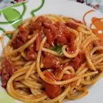 Ricetta Spaghettone con pomodori datterini