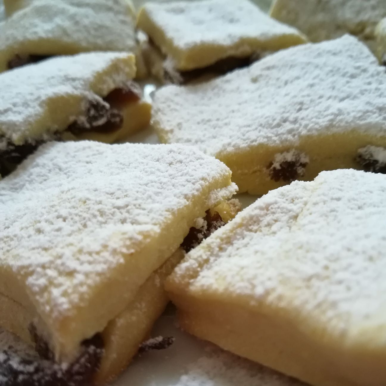 Biscottini all'uvetta