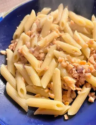 Ricetta Pasta al salmone 2 ingredienti di rosanna.frosecchi