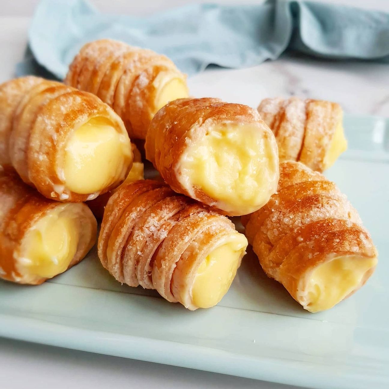 Cannoncini alla crema pasticcera