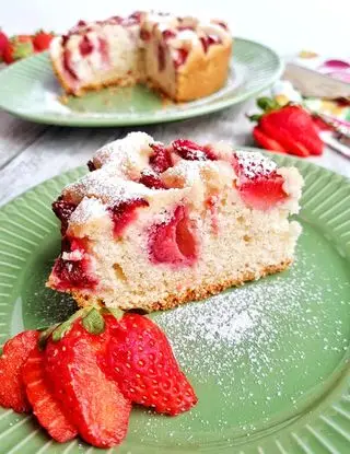 Ricetta Torta allo yogurt e fragole di mammachepiatti