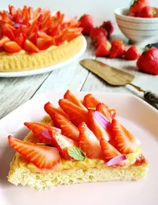 Ricetta Crostata fior di fragole con crema pasticcera di mammachepiatti