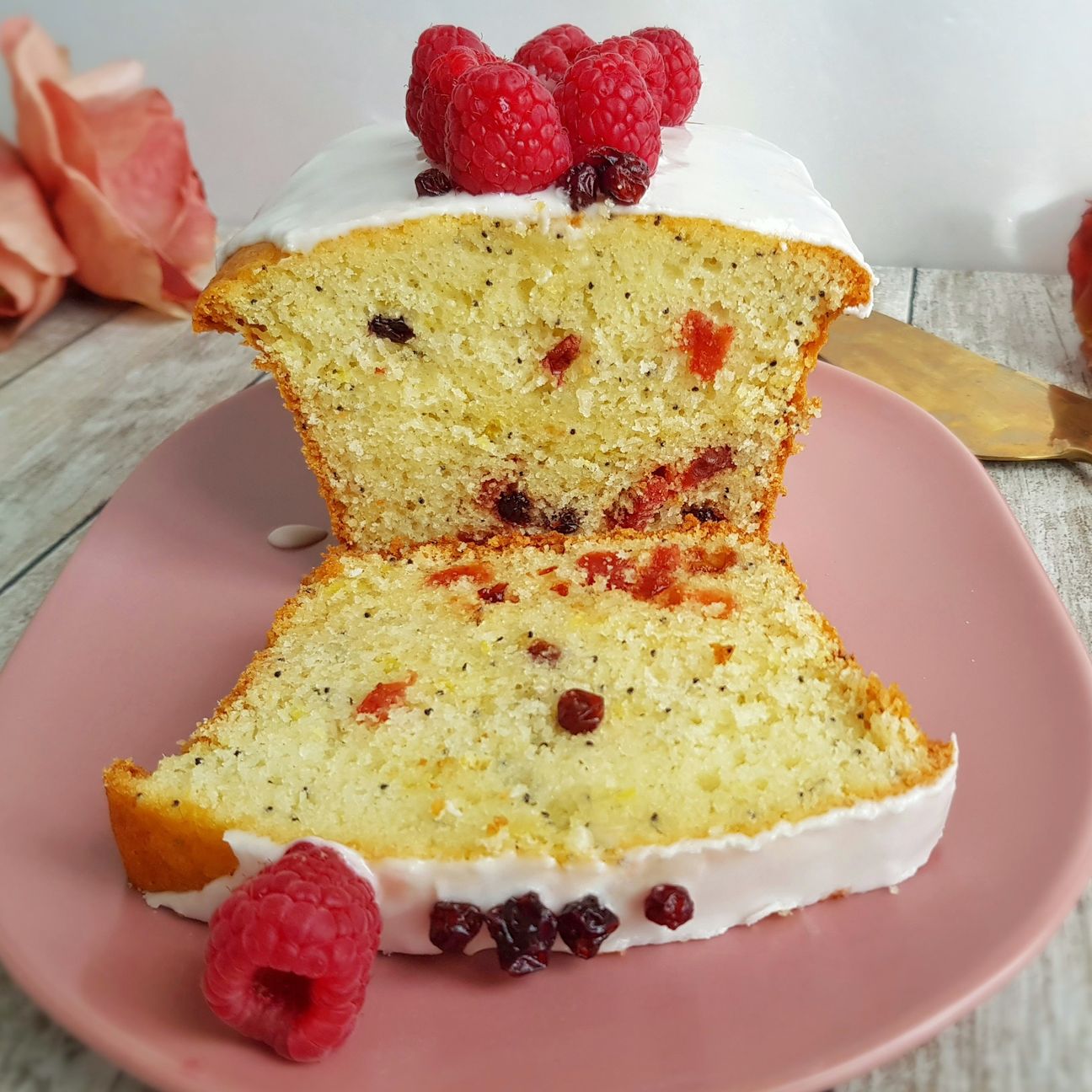 Plumcake ai frutti rossi senza glutine