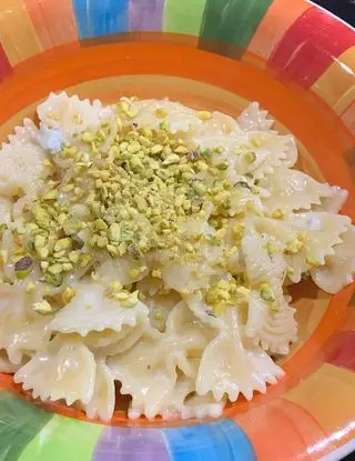 Ricetta Pasta al gorgonzola con granella di pistacchio di monidipastafrolla