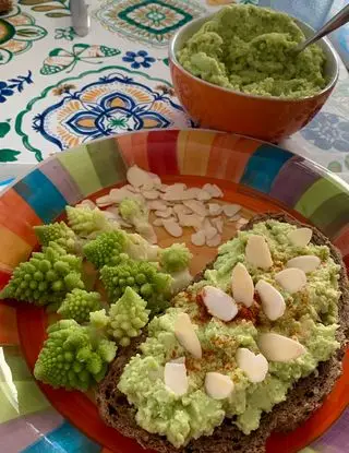 Ricetta Pesto di cavolo romano di monidipastafrolla