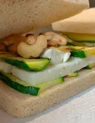 Ricetta Panino vegetariano di monidipastafrolla