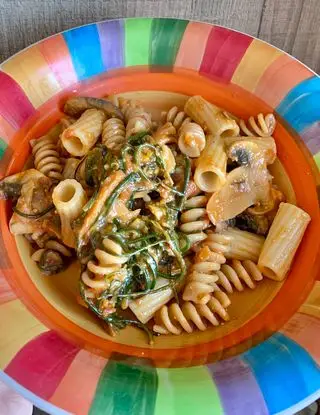 Ricetta Pasta con lischi e champignon di monidipastafrolla
