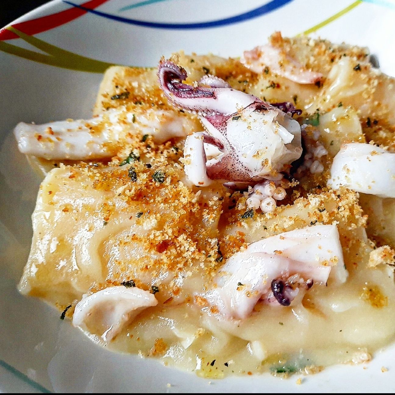 Paccheri Garofalo, crema di patate, calamari e pane croccante al basilico💚💚💚