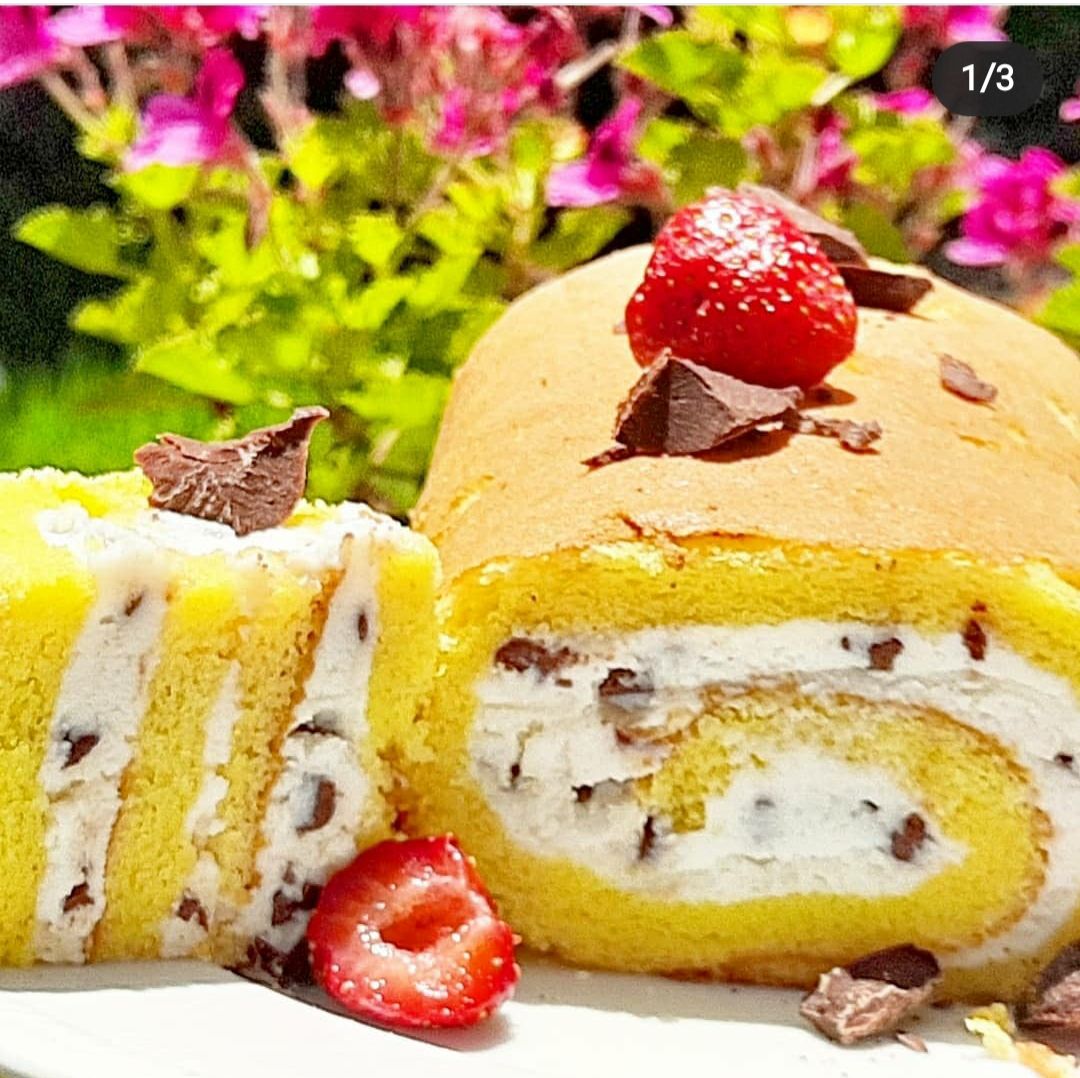 Rotolo di pasta biscotto senza glutine, ricotta e gocce di cioccolato!💛💛💛