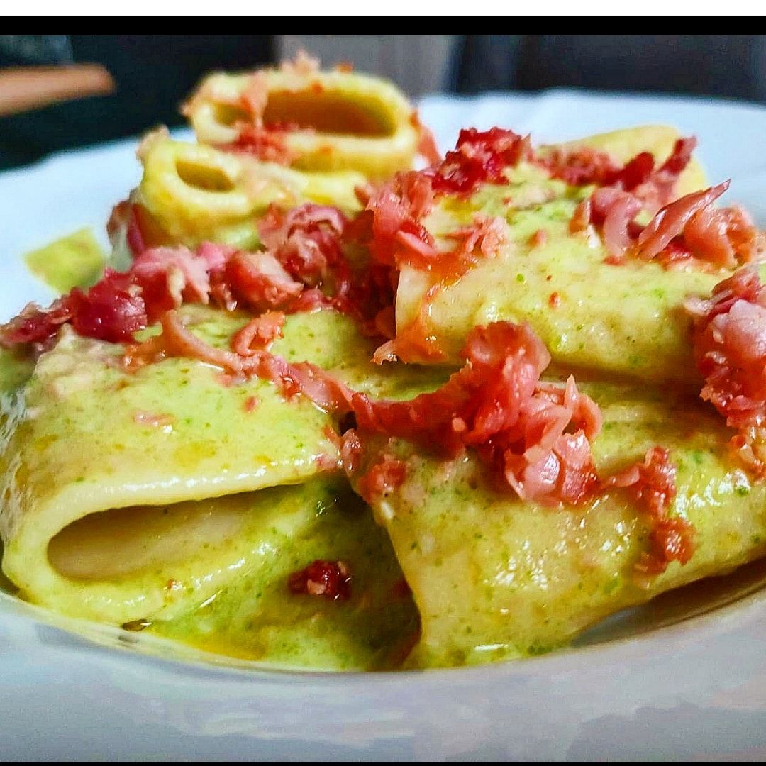 Pacchero rigato in crema di zucchine, robiola e prosciutto cotto!💚💚💚