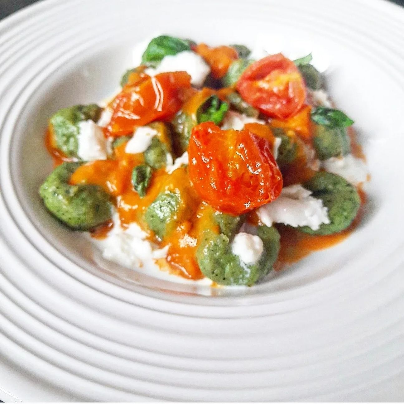 Gnocchetti ricotta e spinaci, maionese di pomodoro, bufala e basilico 💚💚💚!